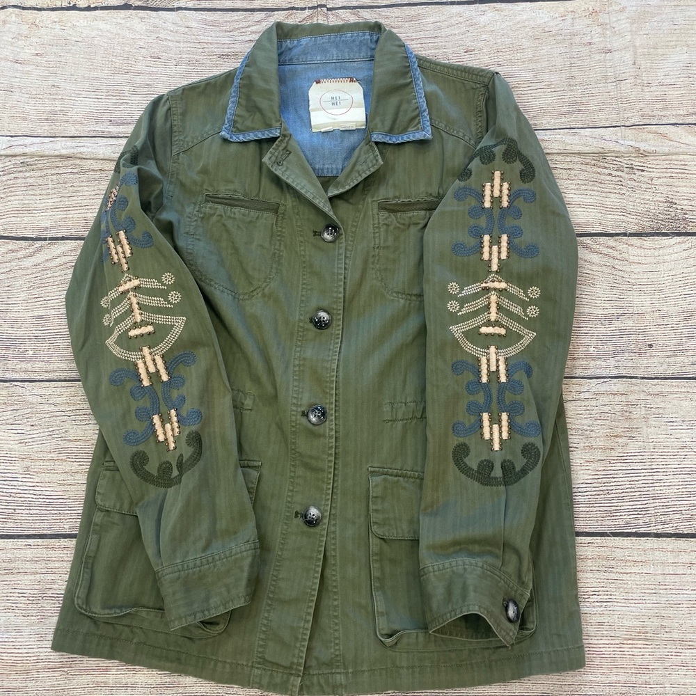 Olive Green Utility Jacket with Epaulettes and Decorative Patches